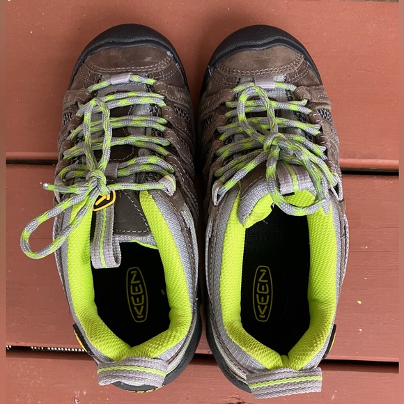 Keen Voyageur Outdoor Waterproof Hiking Shoes Womens Size 5 - Picture 4 of 9